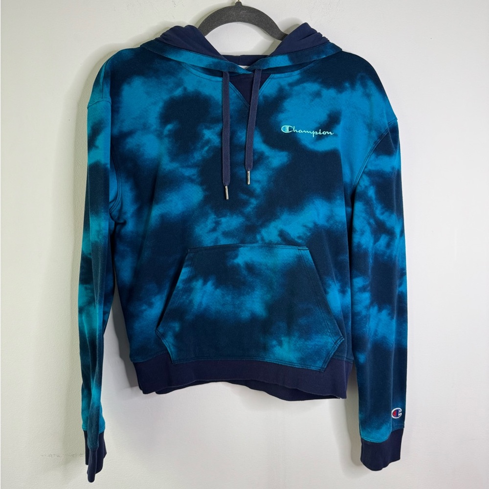 Champion Women's Hoodie. Size: M/M